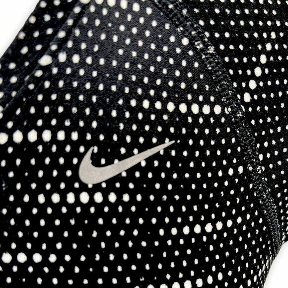 Nike Running Miler Dri-Fit T-Shirt in Size XSmall - Picture 5 of 9